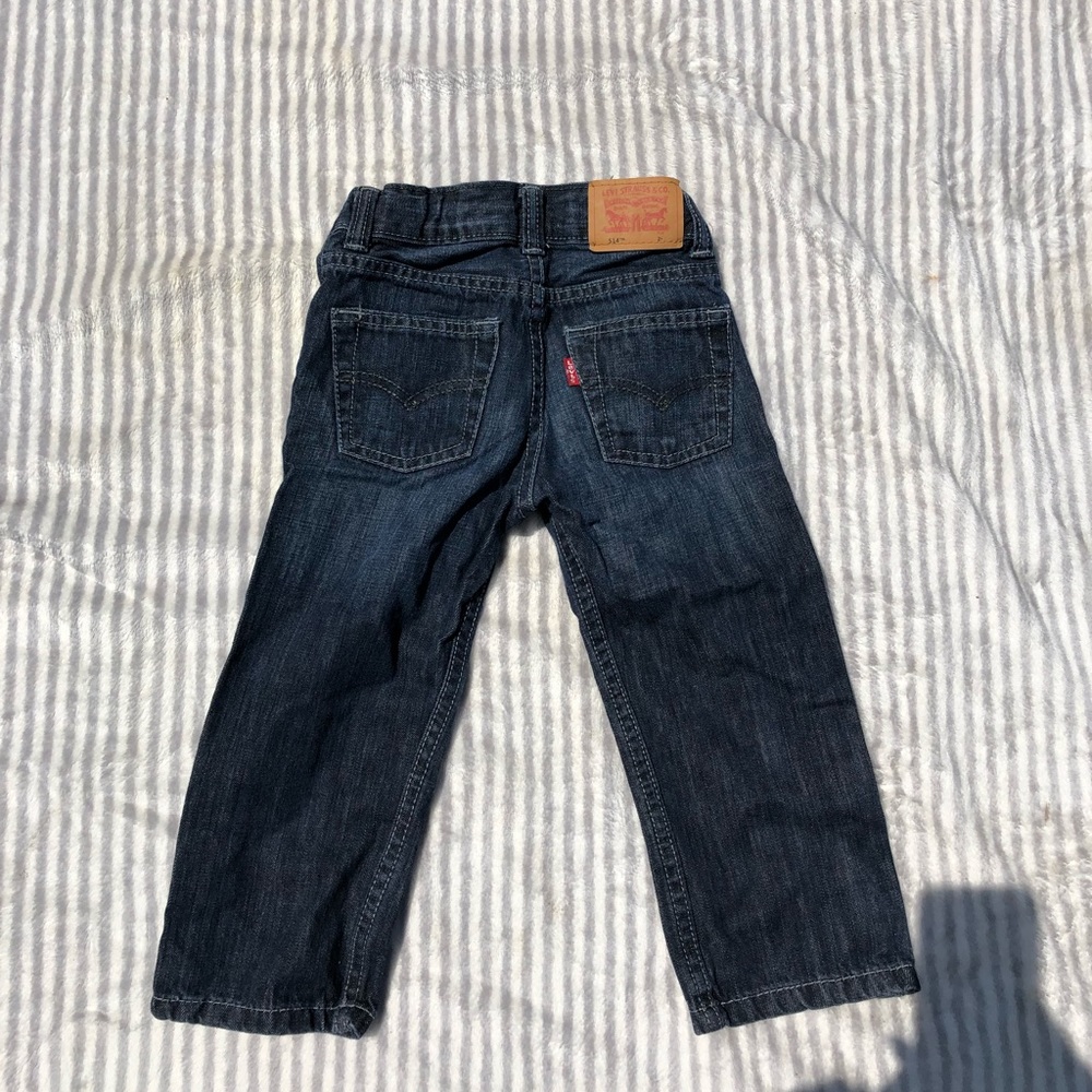 Levi jeans